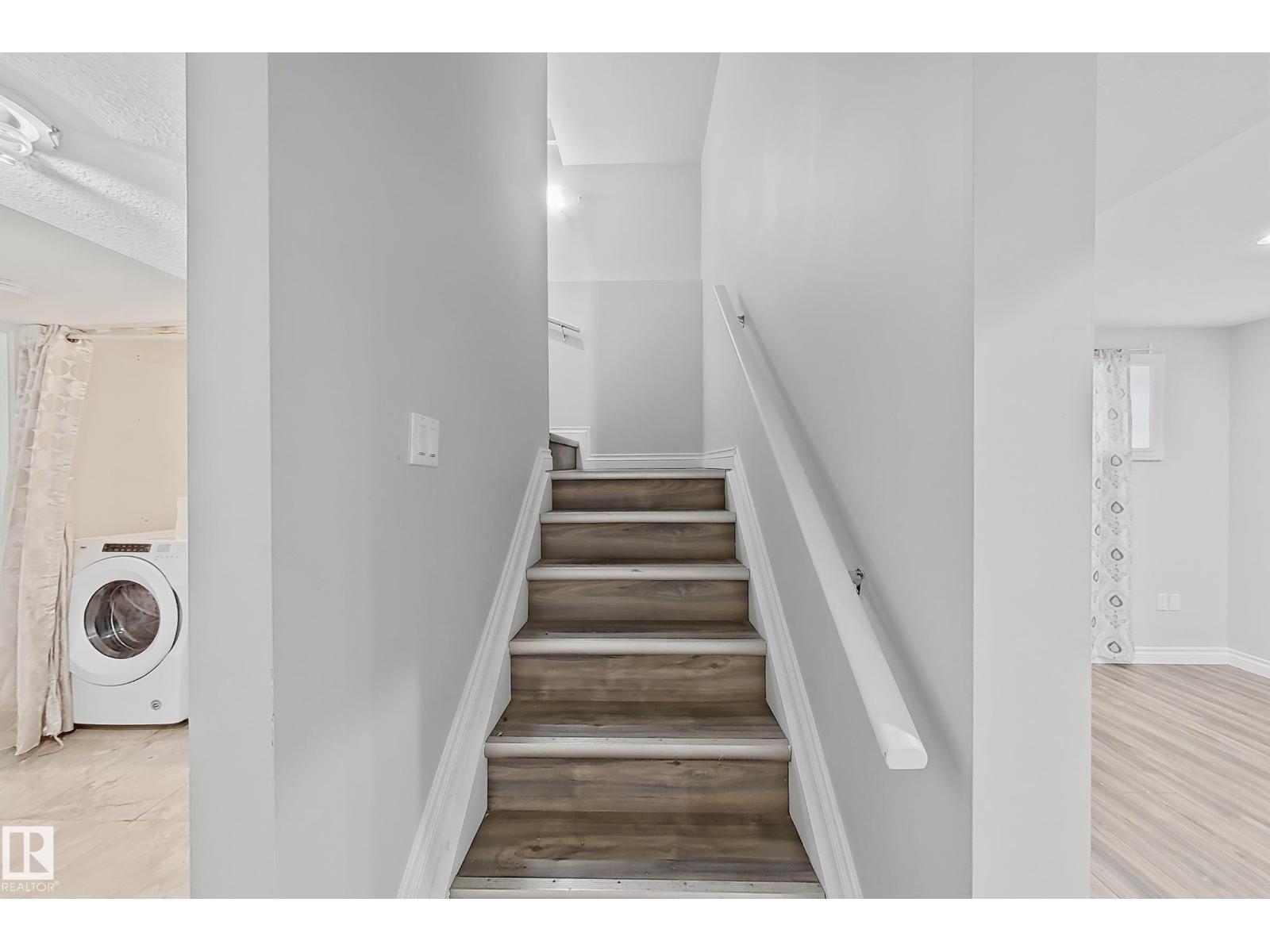 1806 28 ST NW NW - 20