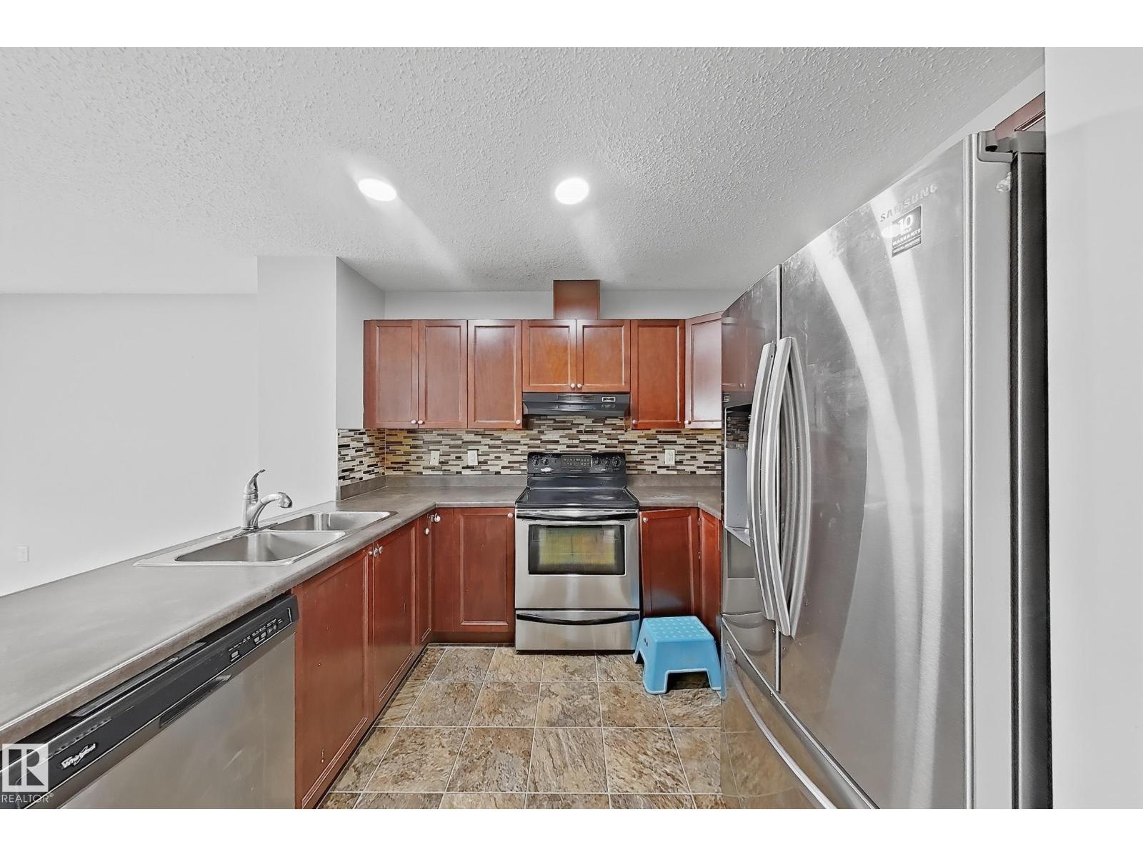1806 28 ST NW NW - 6