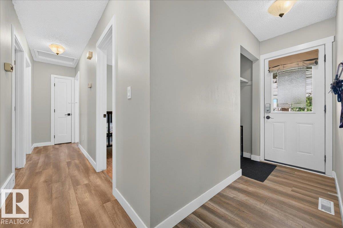 4836 49 ST — photo 26