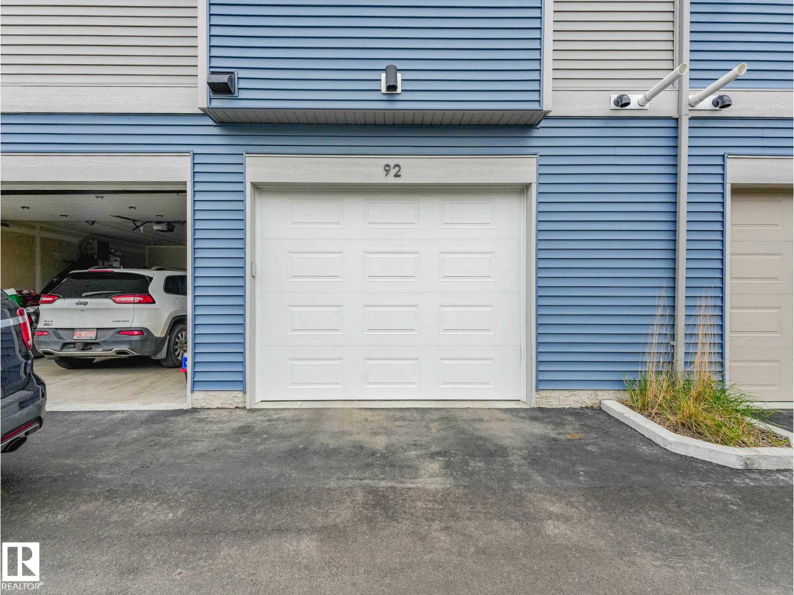 #92 17635 58 ST NW - 34