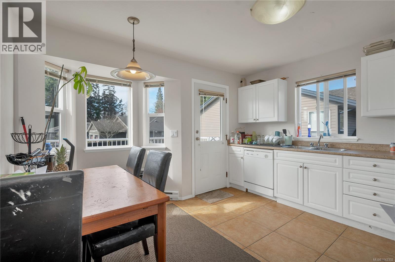 313 Harrogate Rd - 4