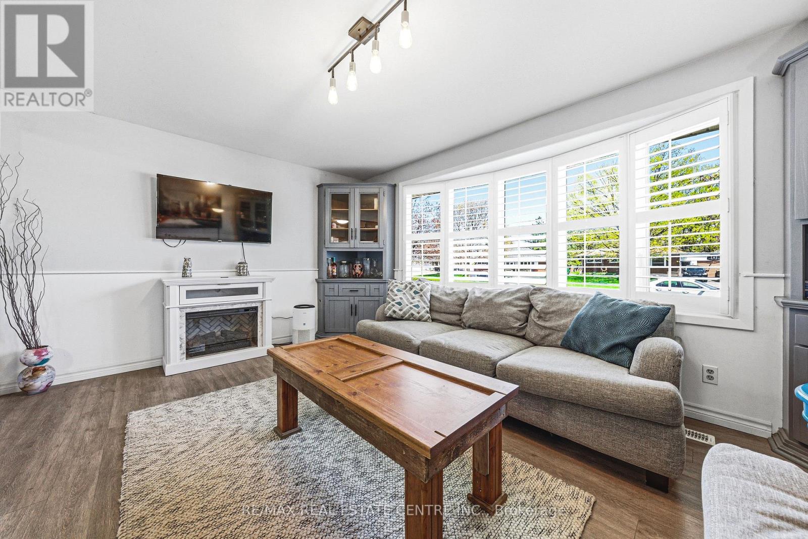 1338 ELEANOR AVENUE - 9