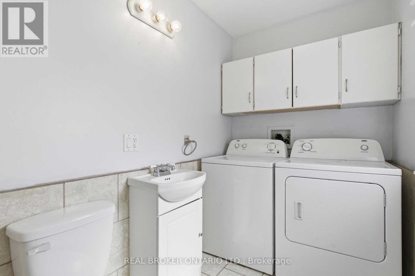 368 WELLINGTON AVENUE S - 19