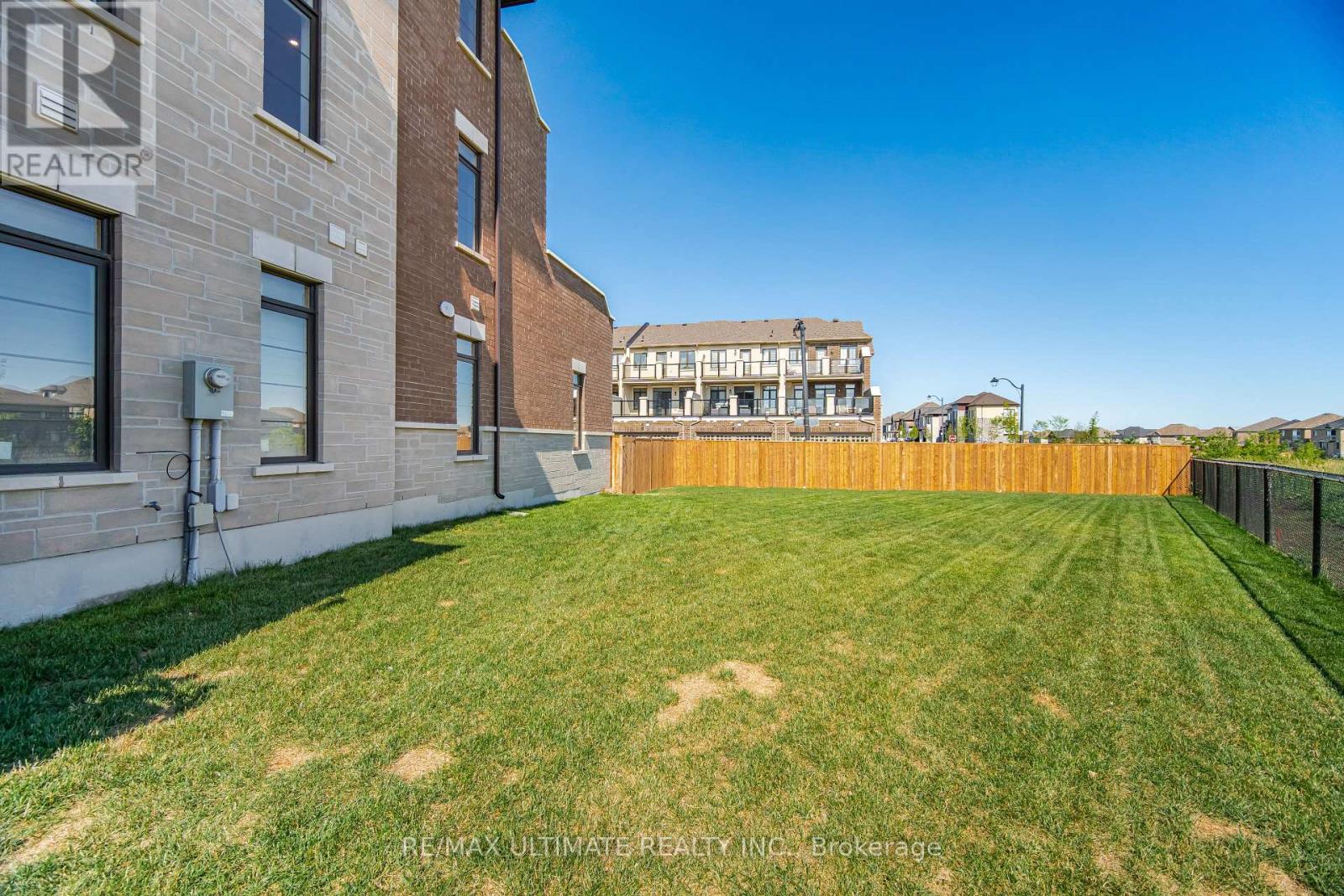 299 INSPIRE BOULEVARD NE - 22