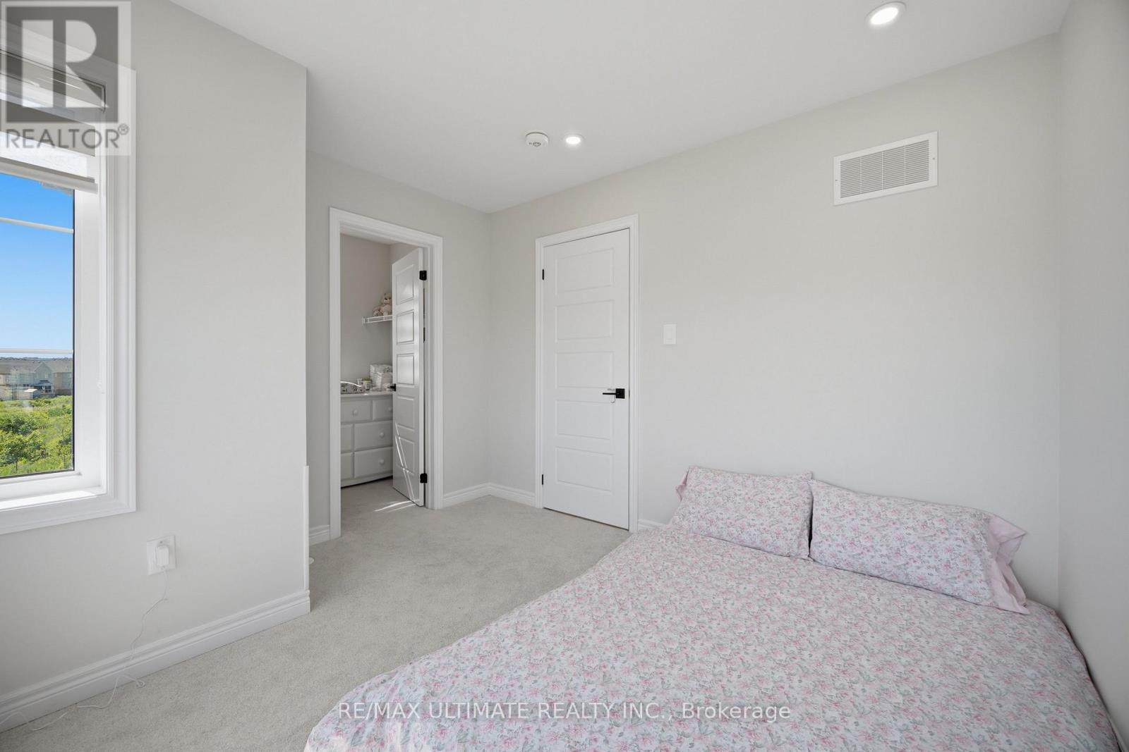 299 INSPIRE BOULEVARD NE - 17