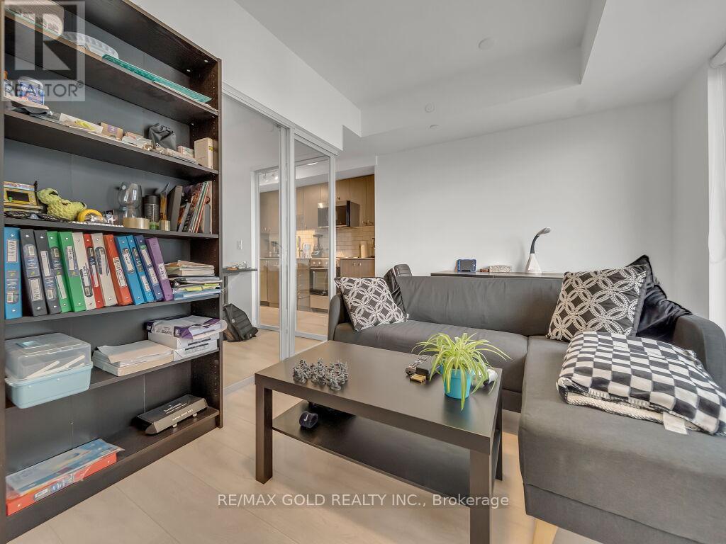 #1405 5 WELLINGTON STREET - 35