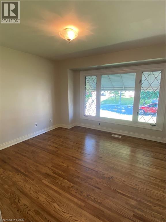 21 BLUEBIRD Avenue - 23
