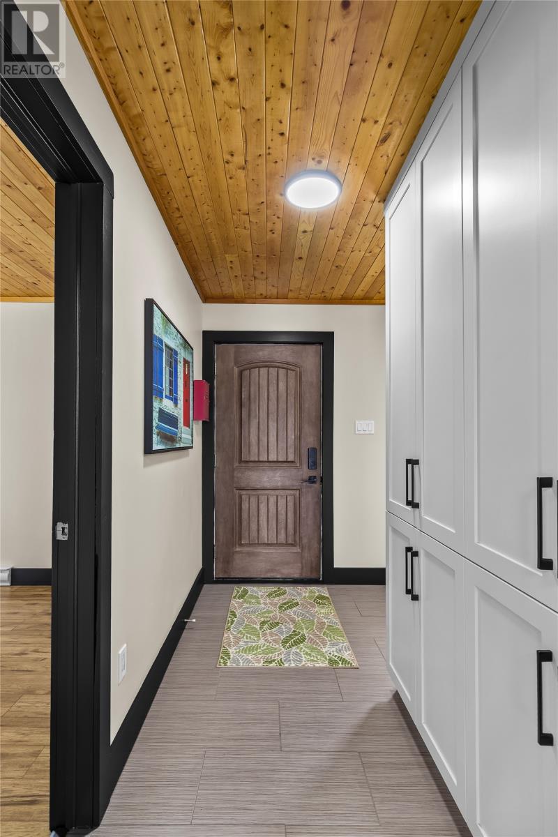 8N Country Lane - 21