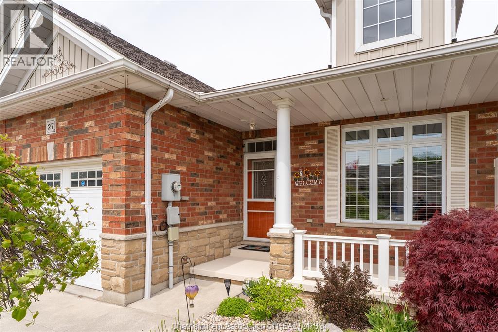 27 McIntosh AVENUE - 3