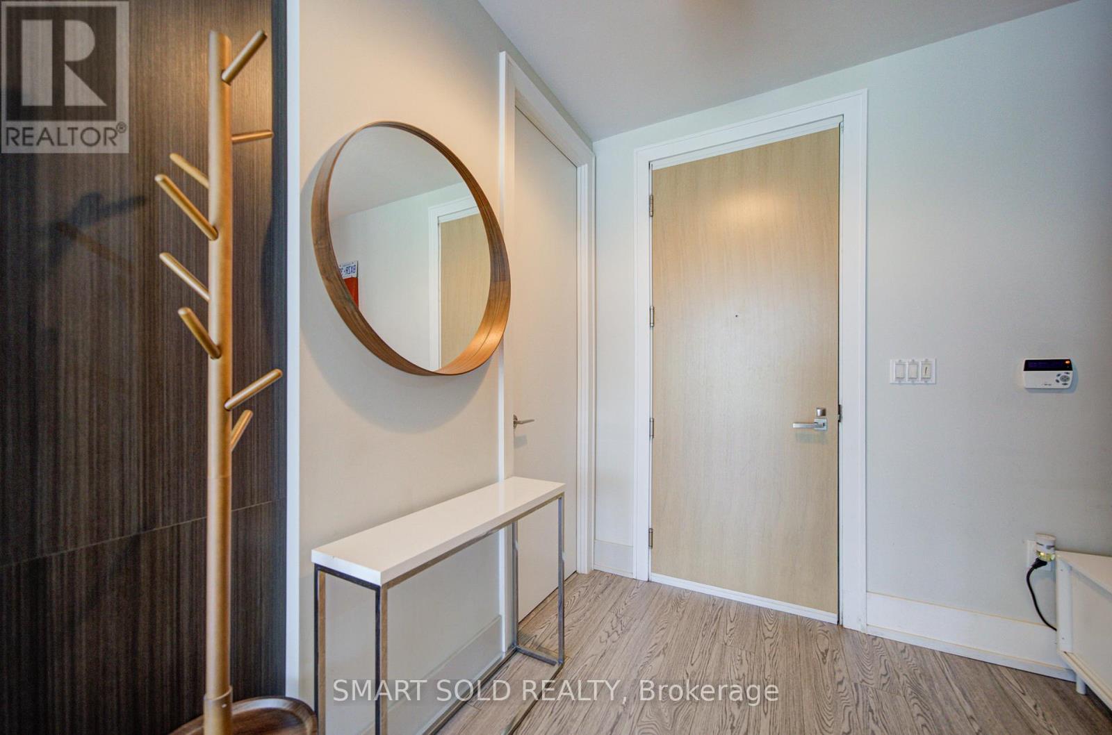 #436 39 QUEENS QUAY E - 2