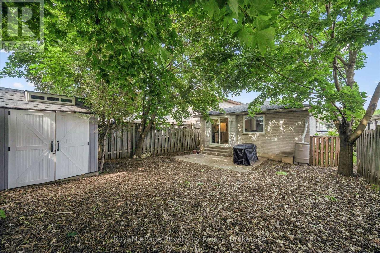 300 AUDEN ROAD - Image 21