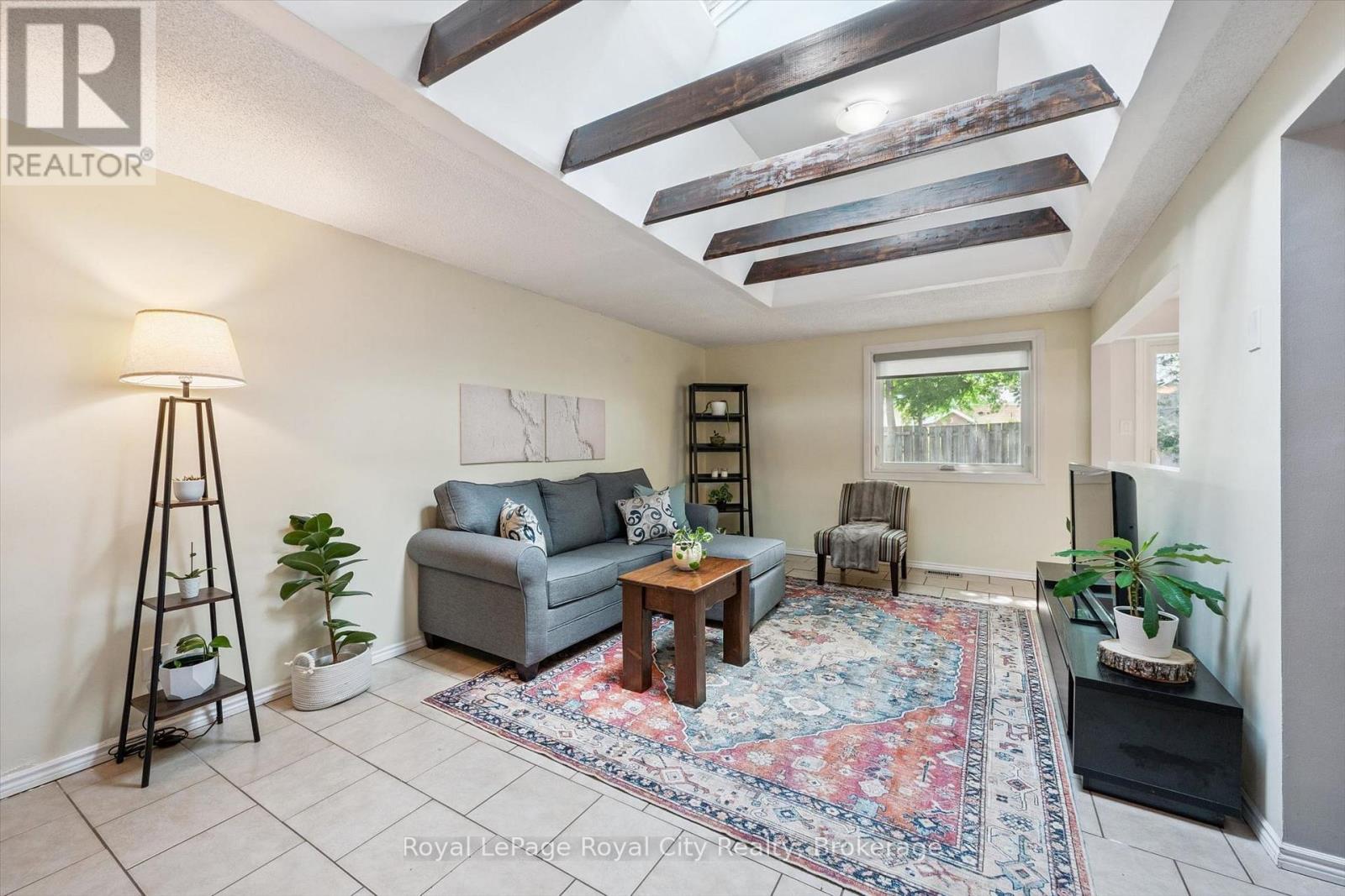300 AUDEN ROAD - Image 4