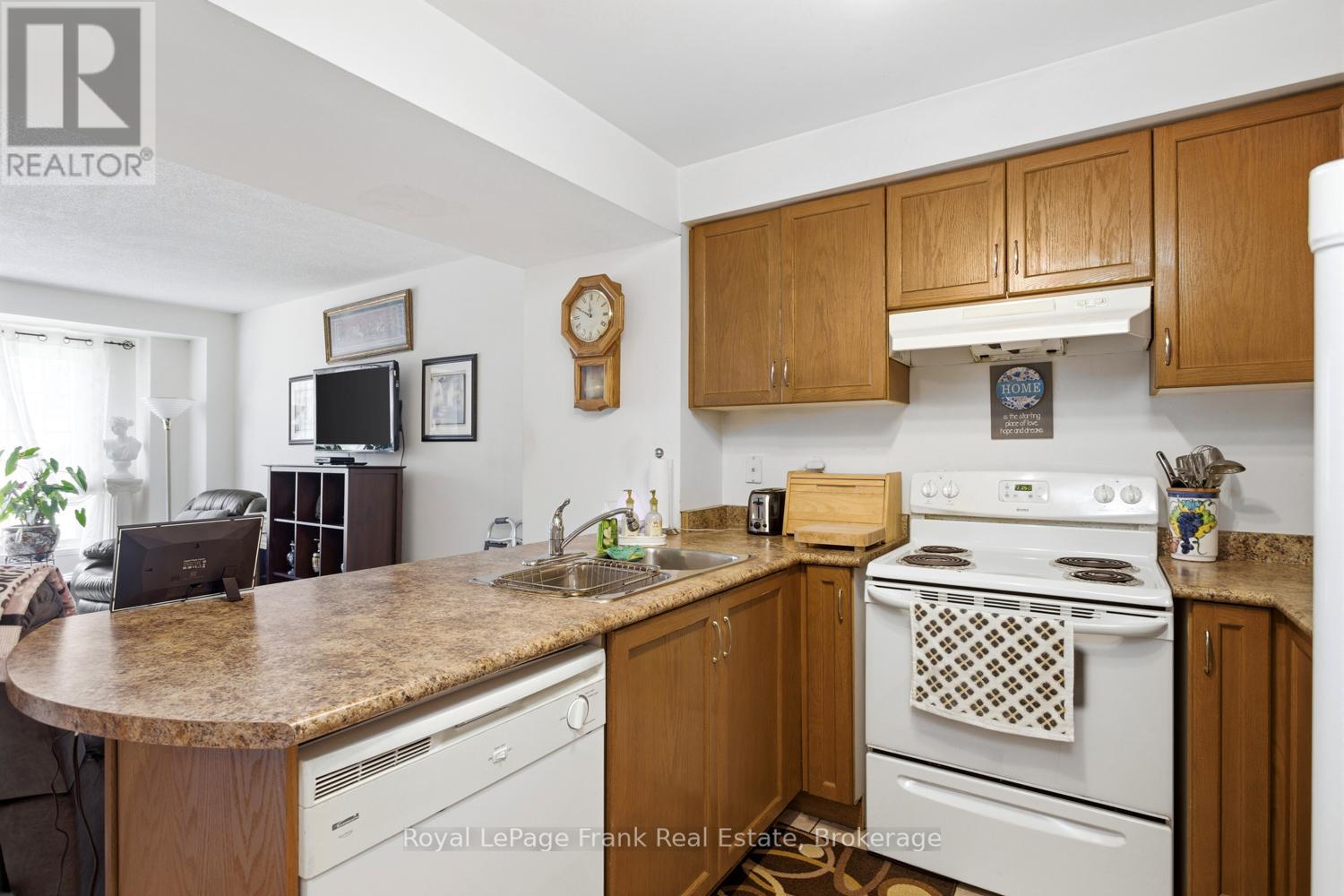 31 LINNELL STREET - 10