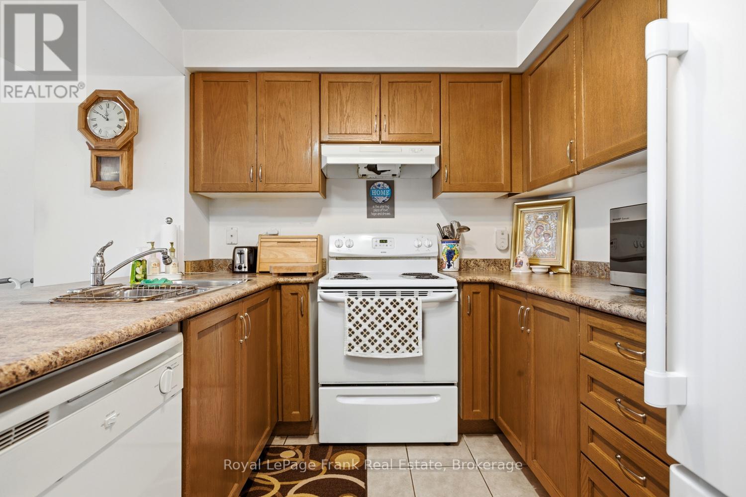 31 LINNELL STREET - 11