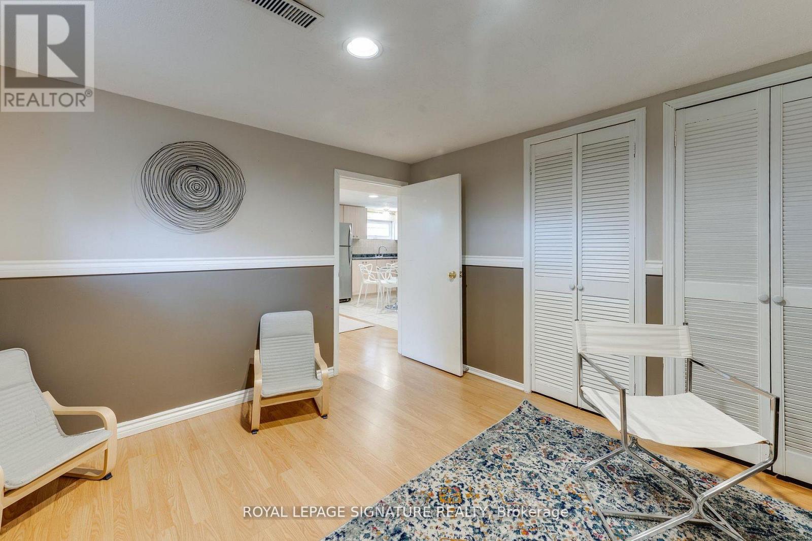 124 EDMONTON DRIVE - 26