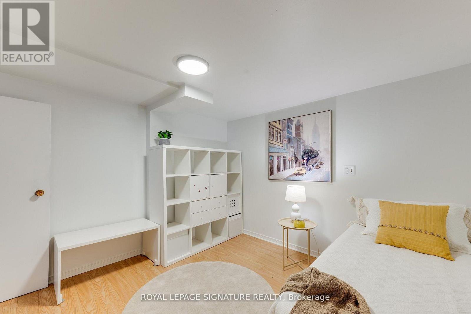 124 EDMONTON DRIVE - 28