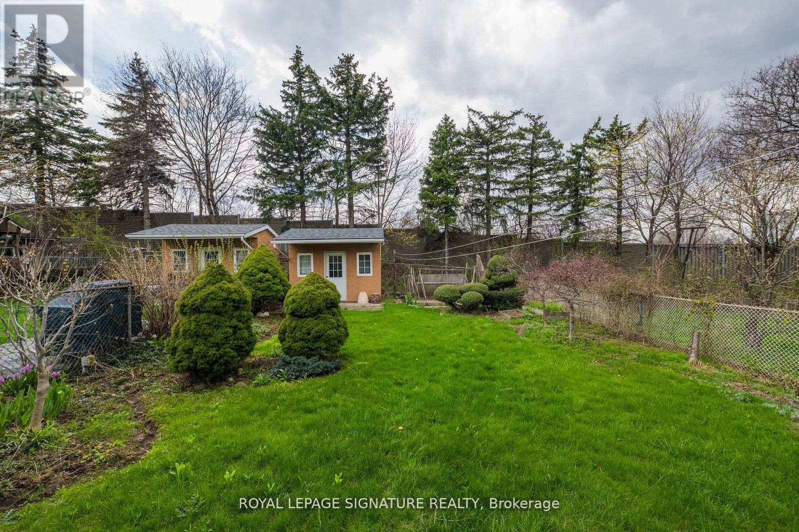 124 EDMONTON DRIVE - 38