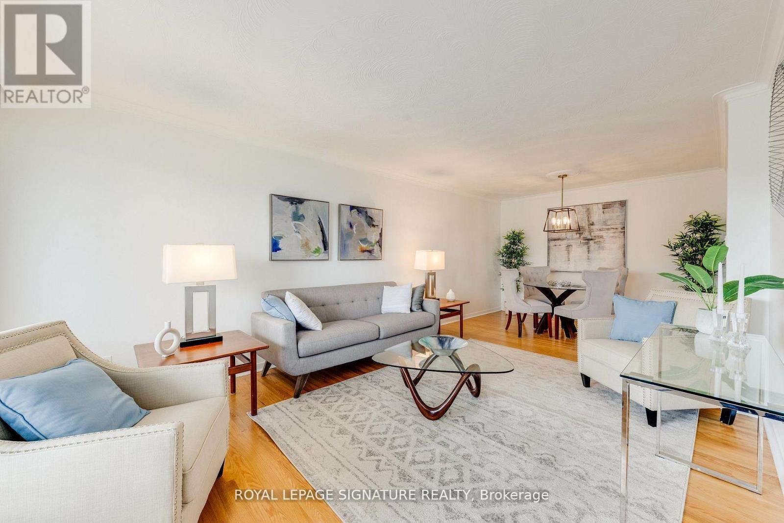 124 EDMONTON DRIVE - 5