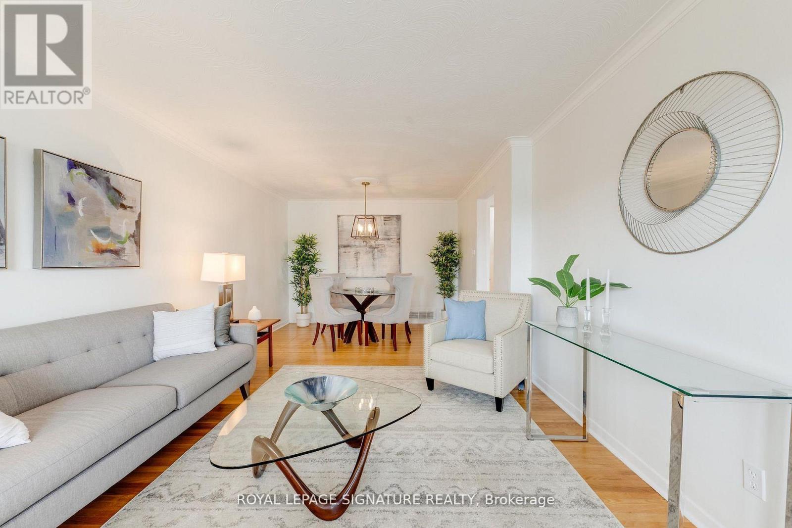 124 EDMONTON DRIVE - 6