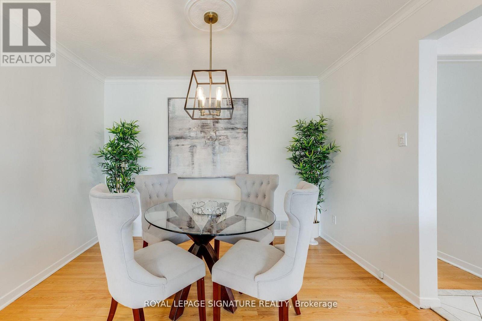 124 EDMONTON DRIVE - 7