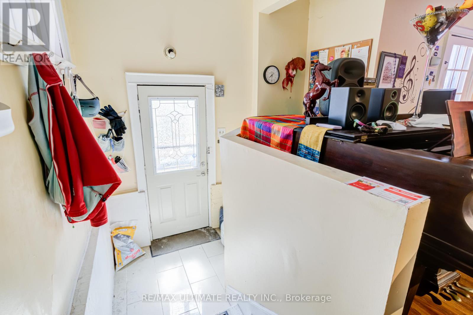 533 KINGSTON ROAD - 30