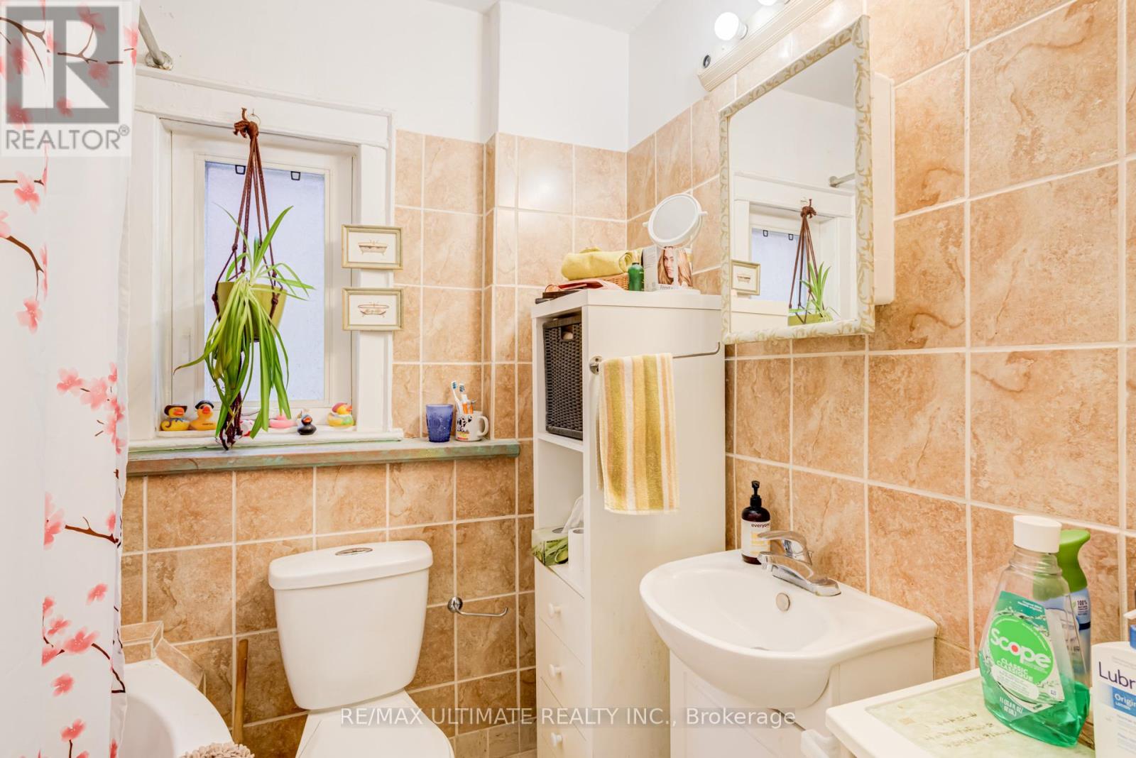 533 KINGSTON ROAD - 33
