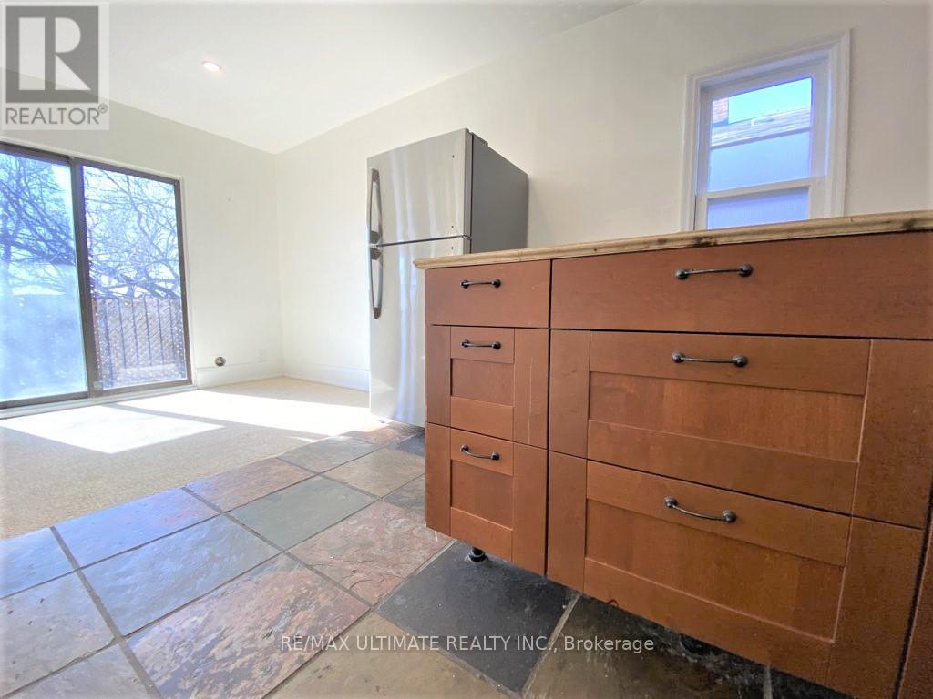 533 KINGSTON ROAD - 48
