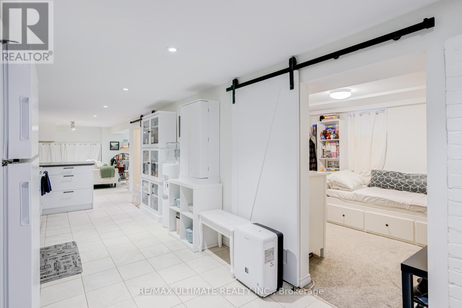 533 KINGSTON ROAD - 7
