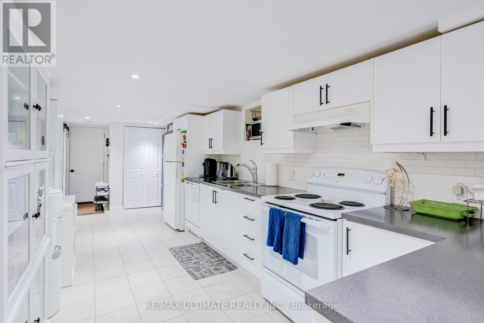 533 KINGSTON ROAD - 9