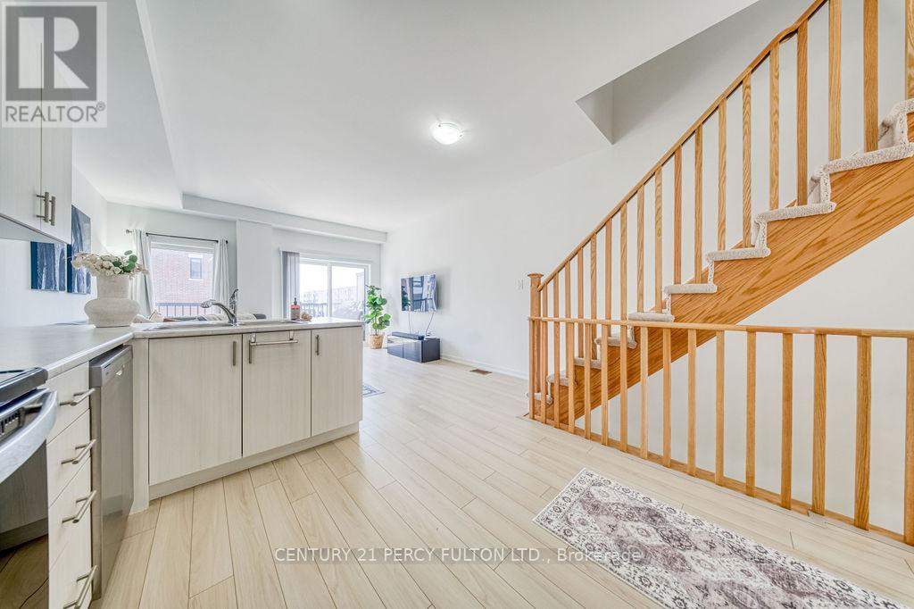 147 HUNT STREET - 10