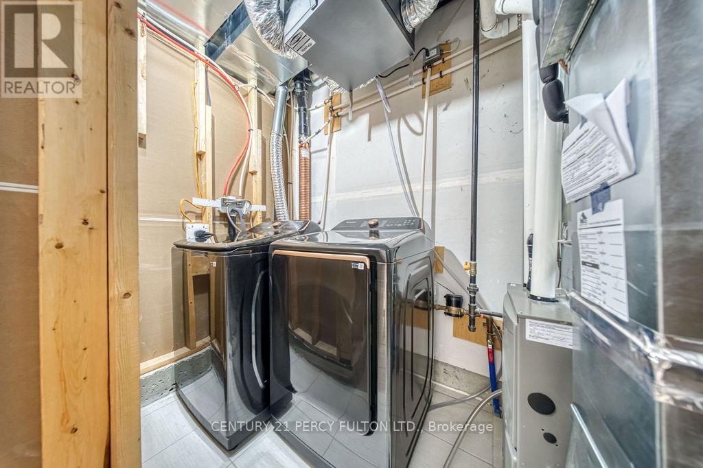 147 HUNT STREET - 33