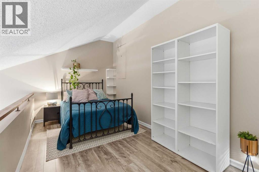 #57 2225 Oakmoor Drive SW - 40