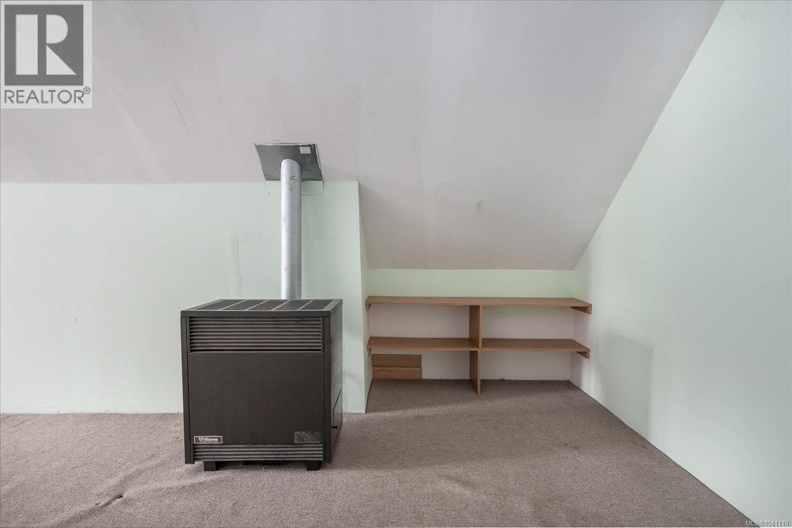 55 Haliburton St - 35