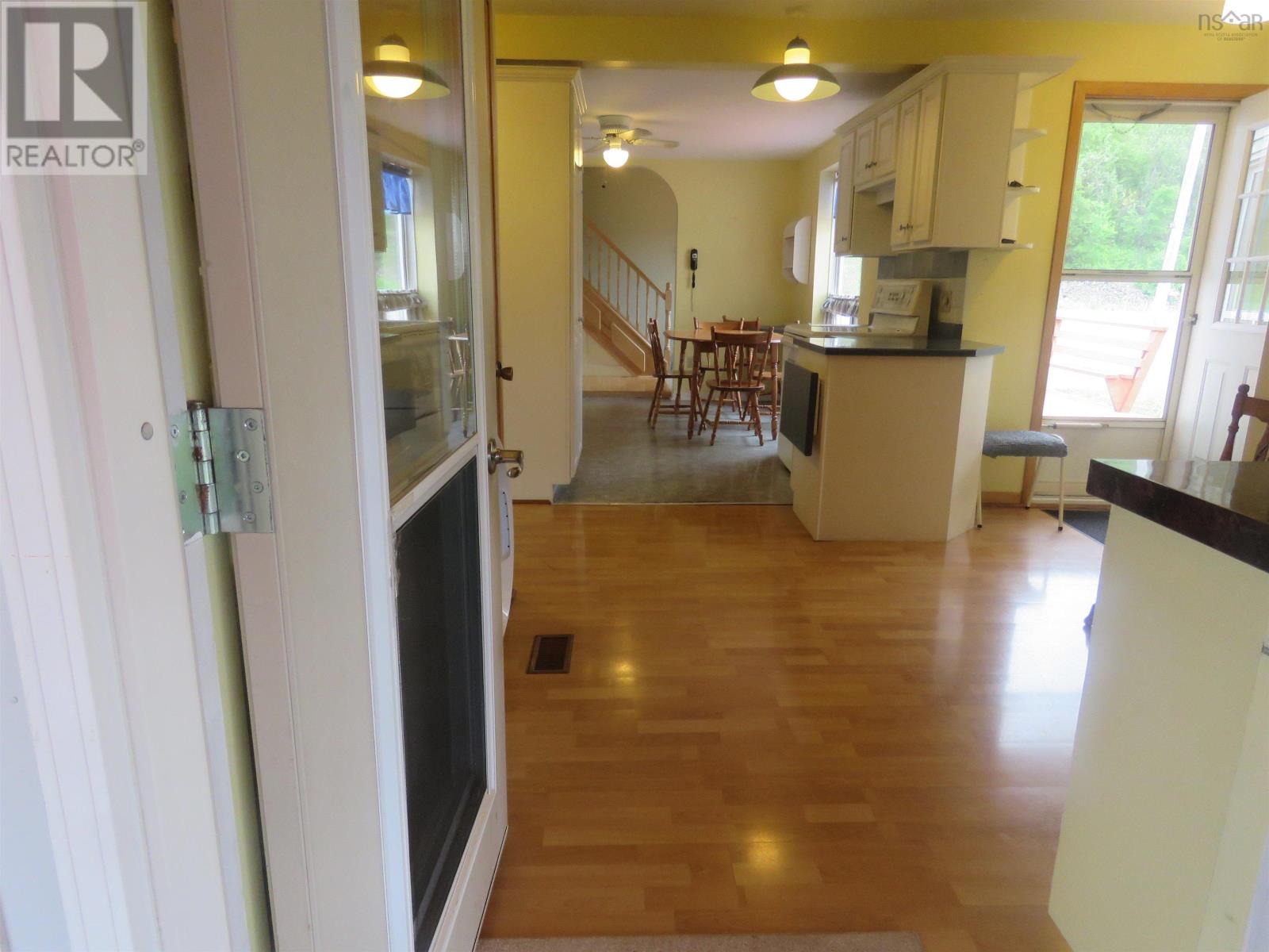 2274 South Main Street - 14