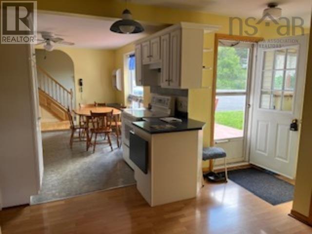 2274 South Main Street - 45