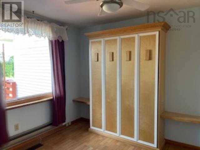 2274 South Main Street - 43