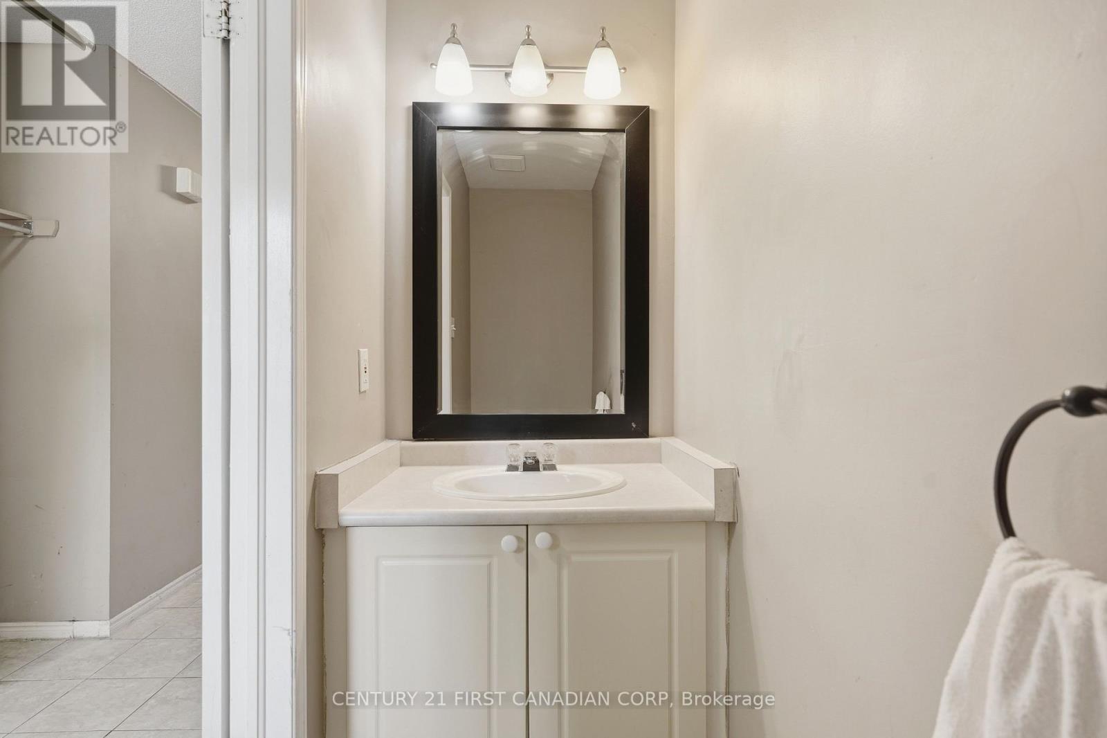 #25 190 FLEMING DRIVE - 10