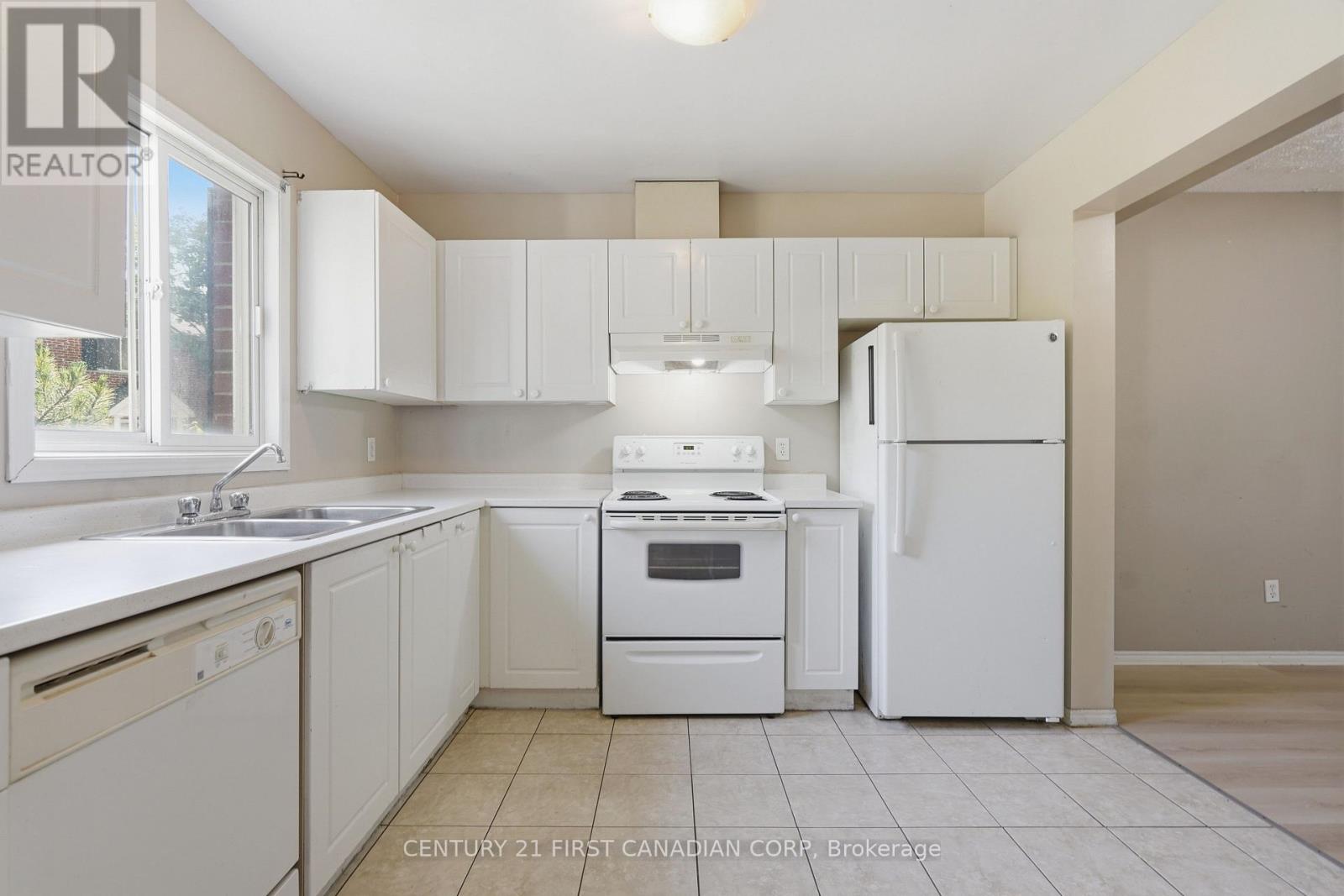 #25 190 FLEMING DRIVE - 6