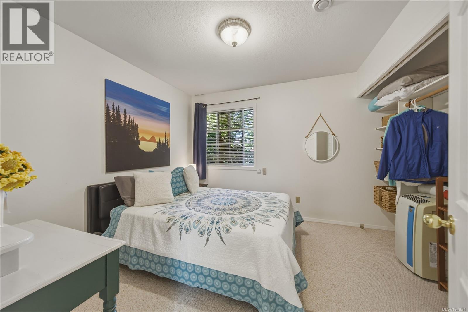 476 Qualicum Rd - 28