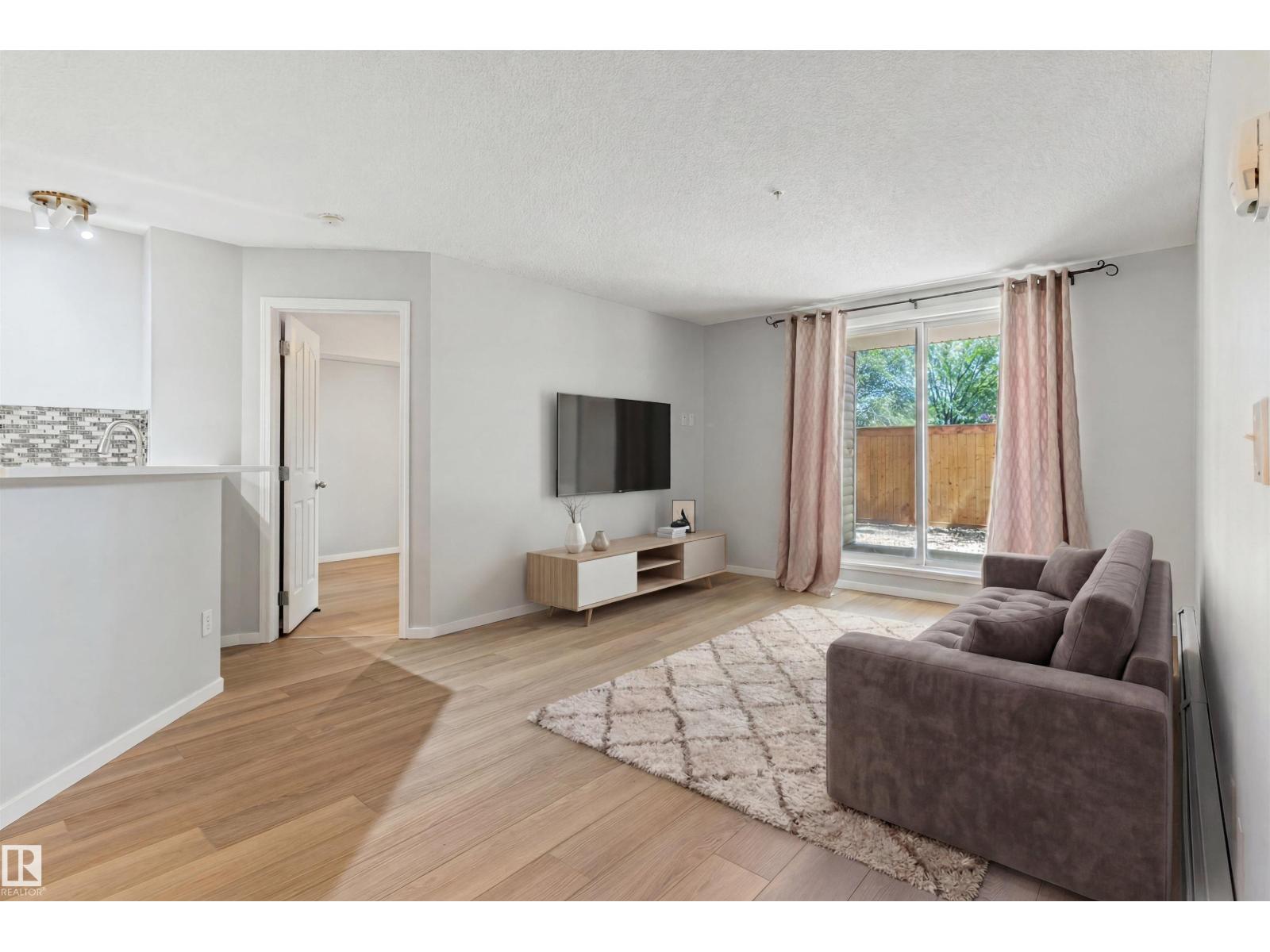 #112 11214 80 ST NW - 16