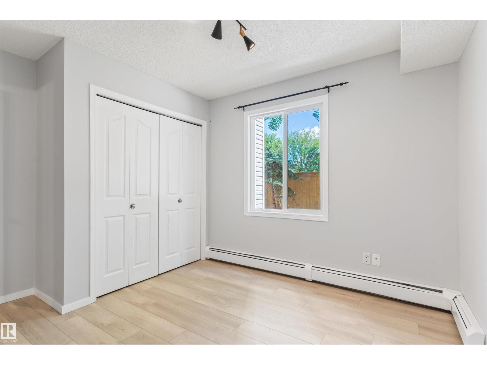 #112 11214 80 ST NW - 31
