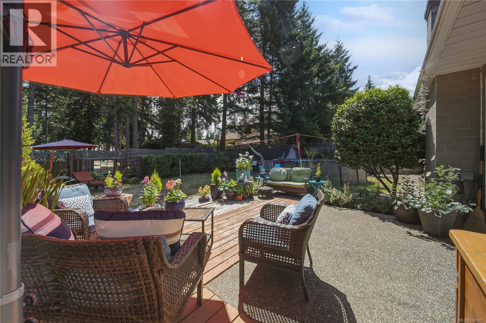476 Qualicum Rd - 18