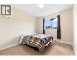 5781 Genni's Way, Sechelt, BC V7Z0N8 Photo 18
