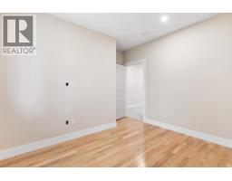 5781 Genni's Way, Sechelt, BC V7Z0N8 Photo 9