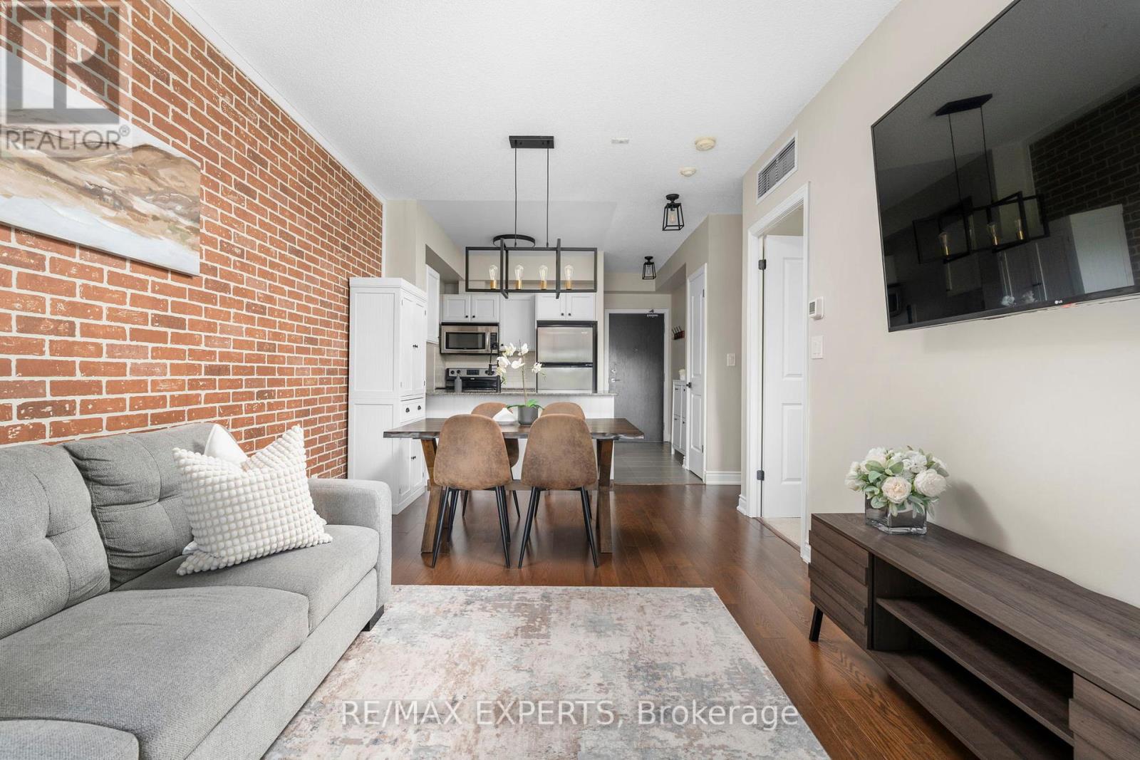 #301 281 WOODBRIDGE AVENUE - 13