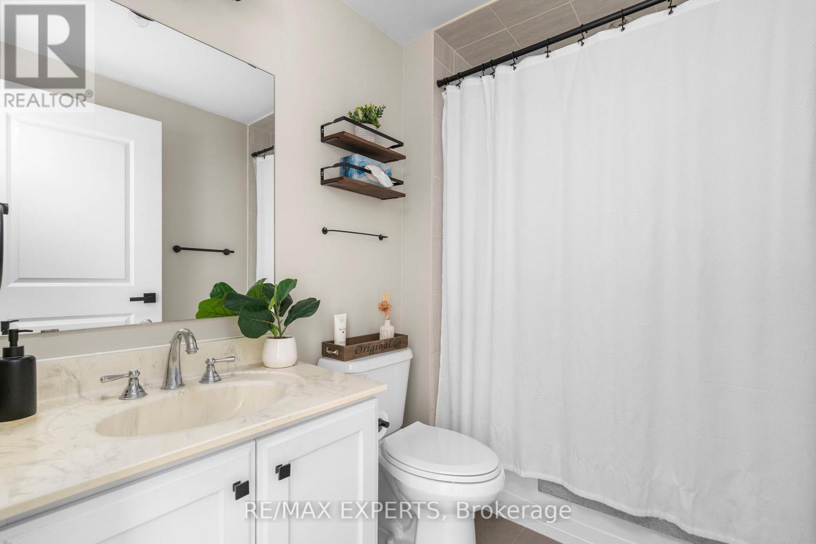 #301 281 WOODBRIDGE AVENUE - 17