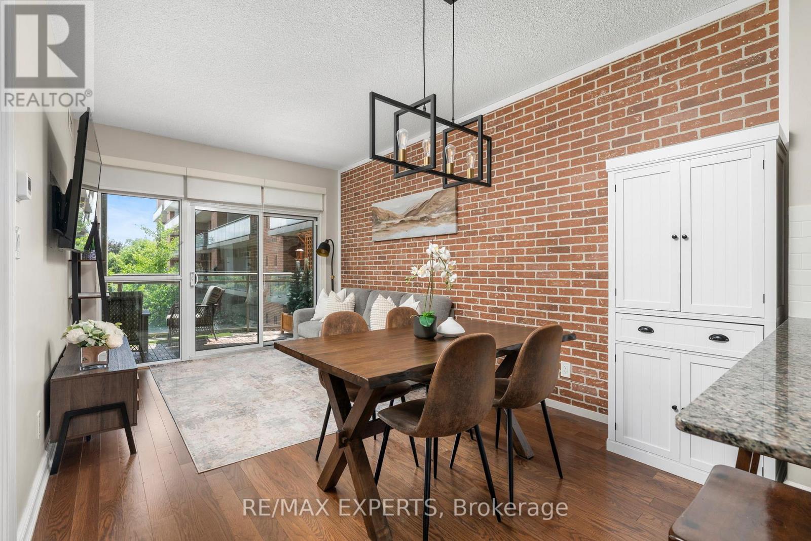 #301 281 WOODBRIDGE AVENUE - 9