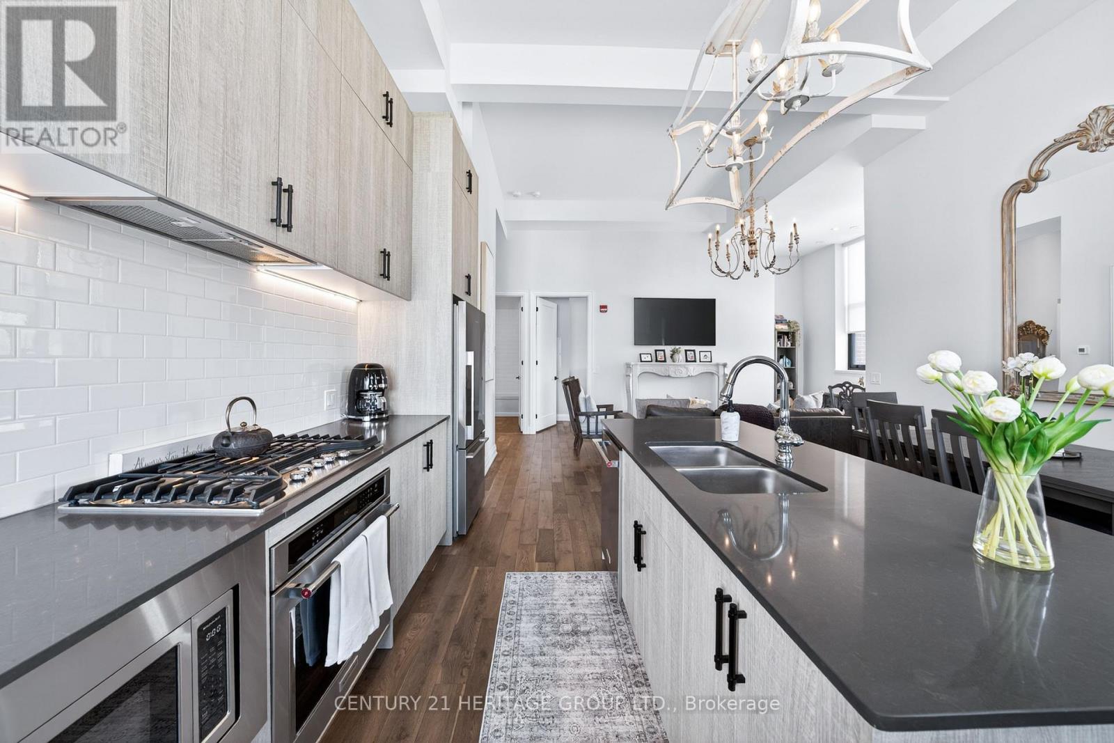 #304 400 PARK AVENUE - 12