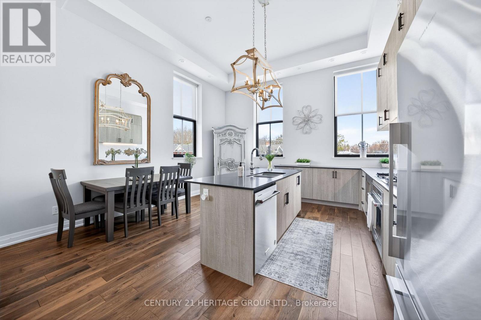#304 400 PARK AVENUE - 8