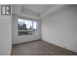 230 - 2075 King Road, King, ON L7B0R6 Photo 22